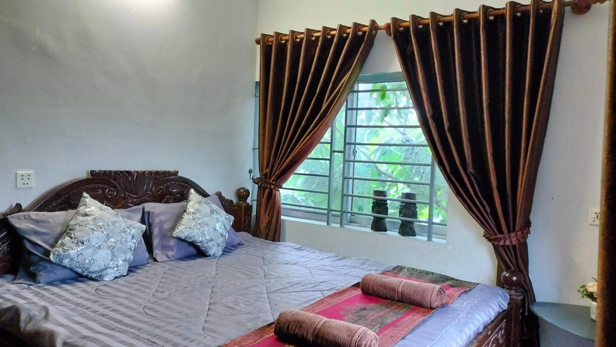 La Maison De Soriya - Work & Stay Kampot Eksteriør billede